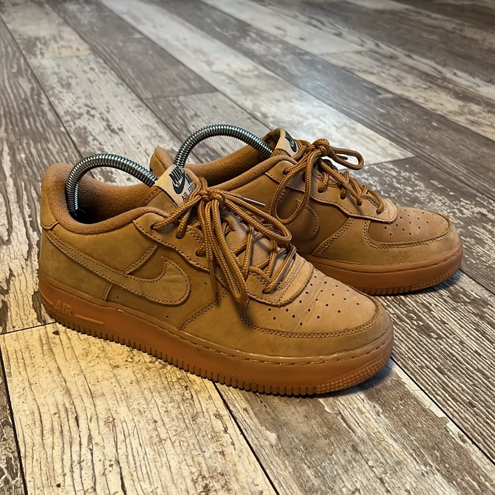 Nike AF1 Wheat Low Sneakers